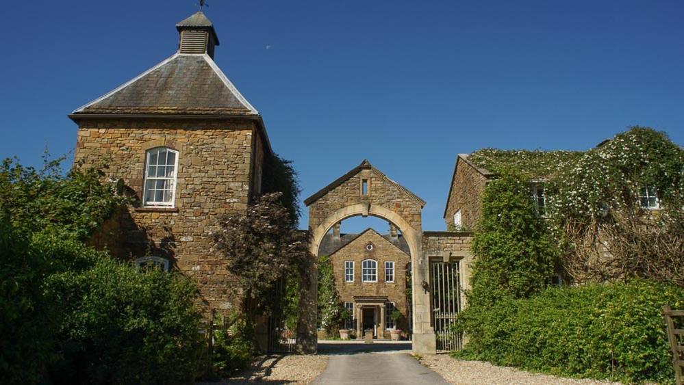 West Compton Manor Bed and Breakfast Maiden Newton Buitenkant foto