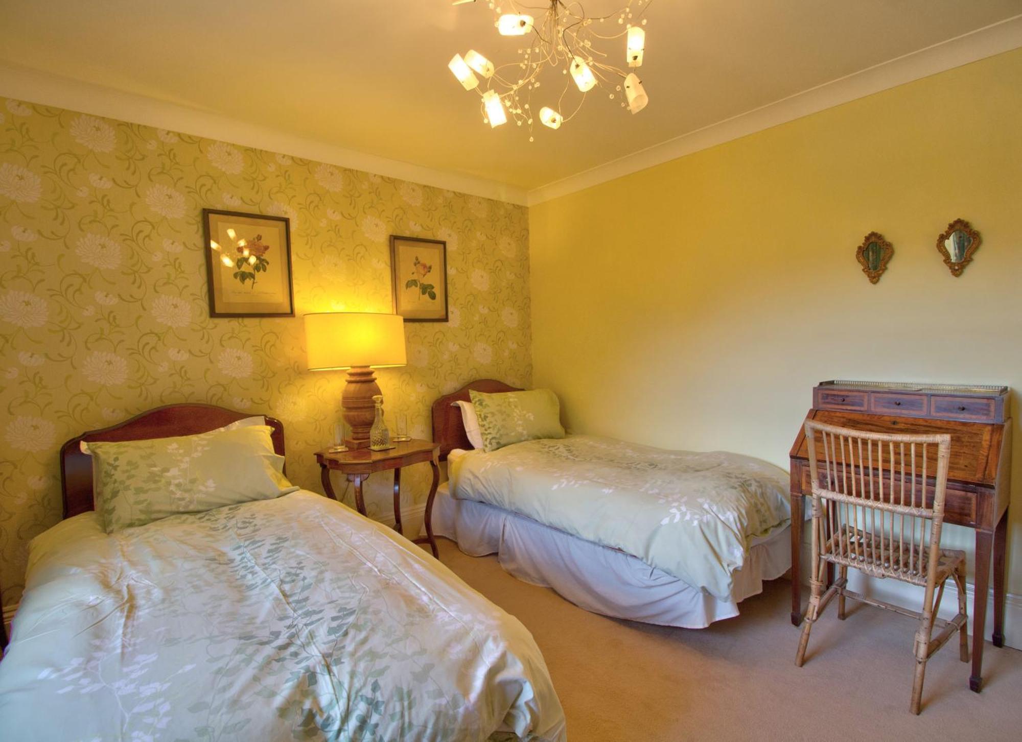 West Compton Manor Bed and Breakfast Maiden Newton Buitenkant foto